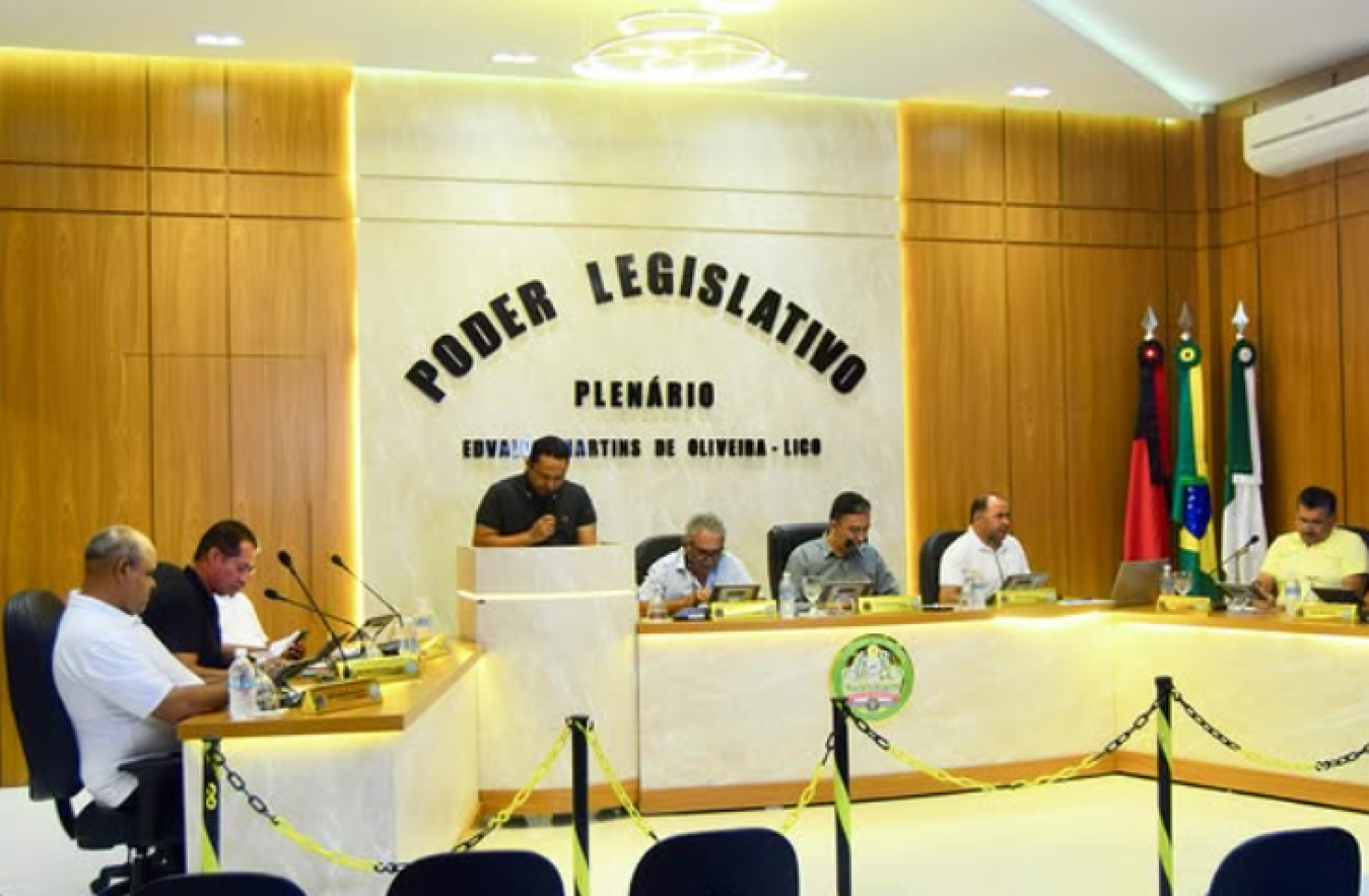 Na noite desta terça-feira, 02 de junho, foi realizada a Décima Oitava Sessão Ordinária do Primeiro Período Legislativo de 2026, no Plenário da Câmara